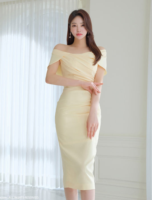 Temperament one-line pleated off-shoulder sexy one-piece dress