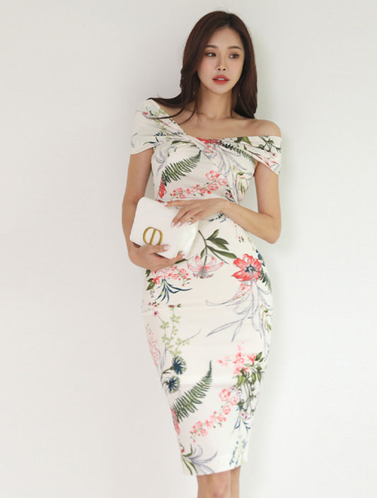 One-line collar, light and luxurious temperament, slim fit printed dress