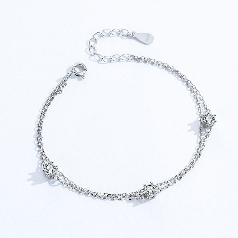 สร้อยข้อมือประดับเพชรสองชั้นสุดหรูราคาจับต้องได้